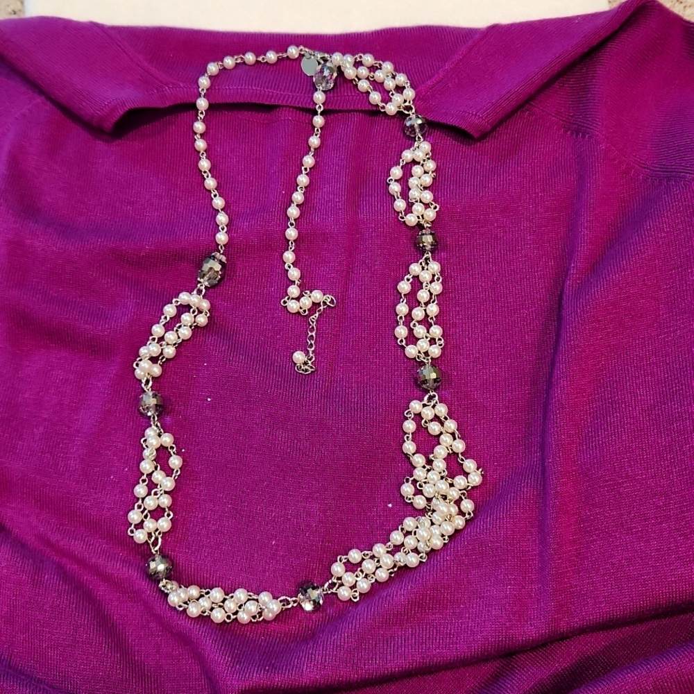 Pearl & crystal rope neclace.